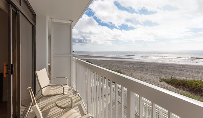 imgi_83_one-bedroom-deluxe-oceanfront-villa-balcony-westgate-myrtle-beach-oceanfront-resort-664x386_enhanced